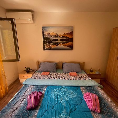 Apartment Maki Kotor Bagian luar foto