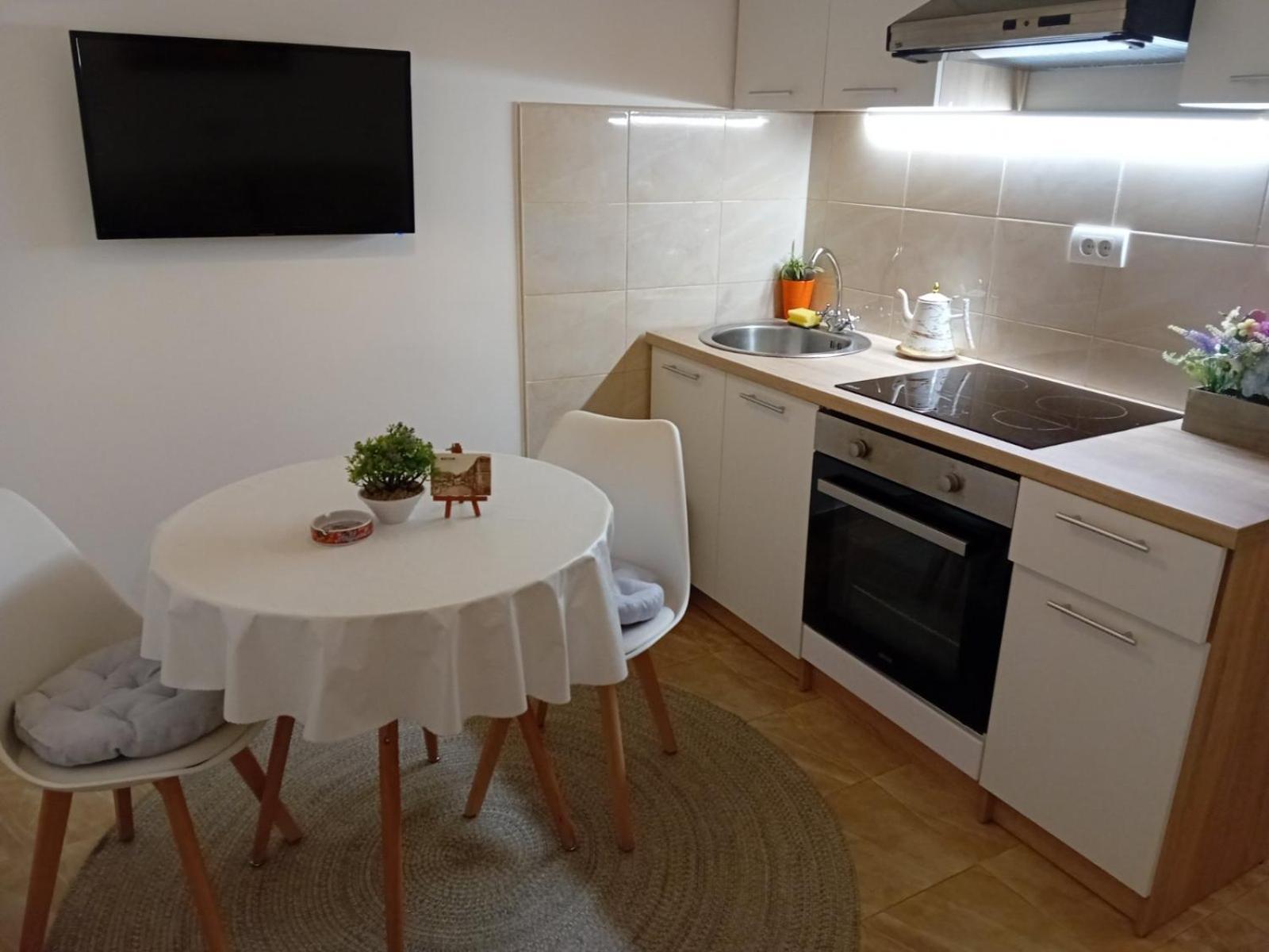 Apartment Maki Kotor Bagian luar foto