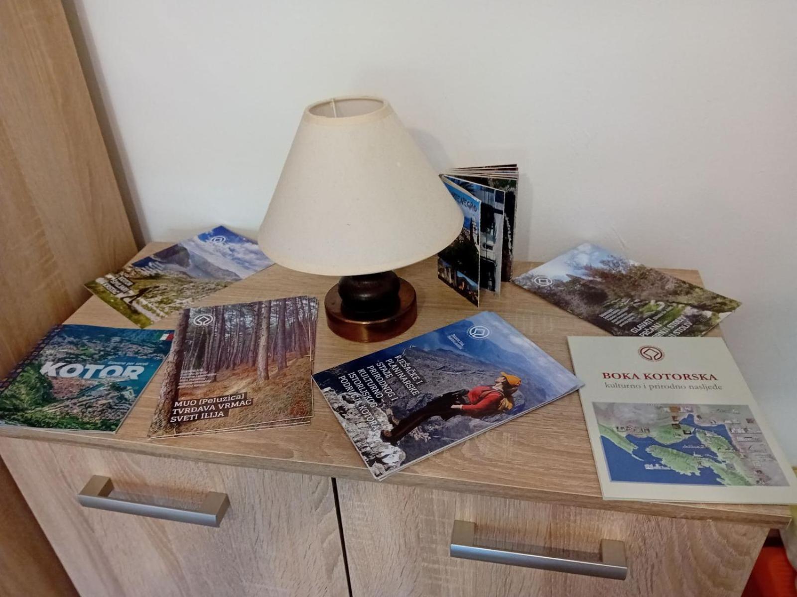 Apartment Maki Kotor Bagian luar foto